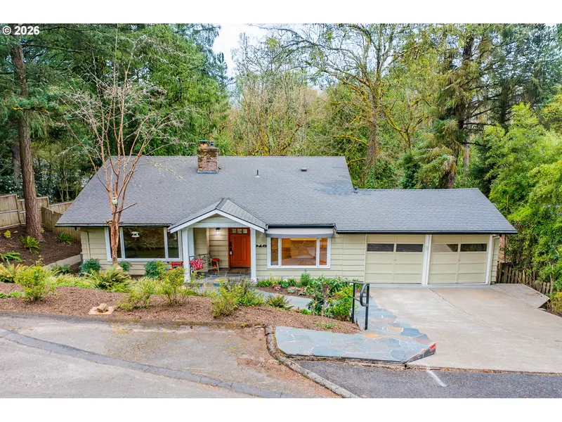 916 CUMBERLAND RD, Lake Oswego, OR 97034