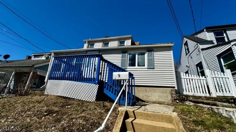 9 Lakeview Ave, Mount Olive Twp., NJ 07828