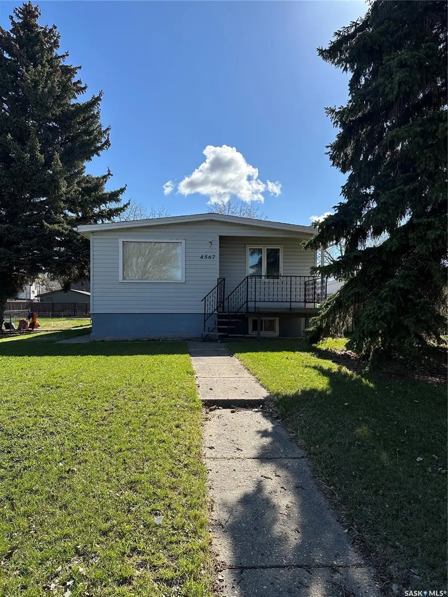 4567 Price AVENUE, Gull Lake, SK S0N 1A0