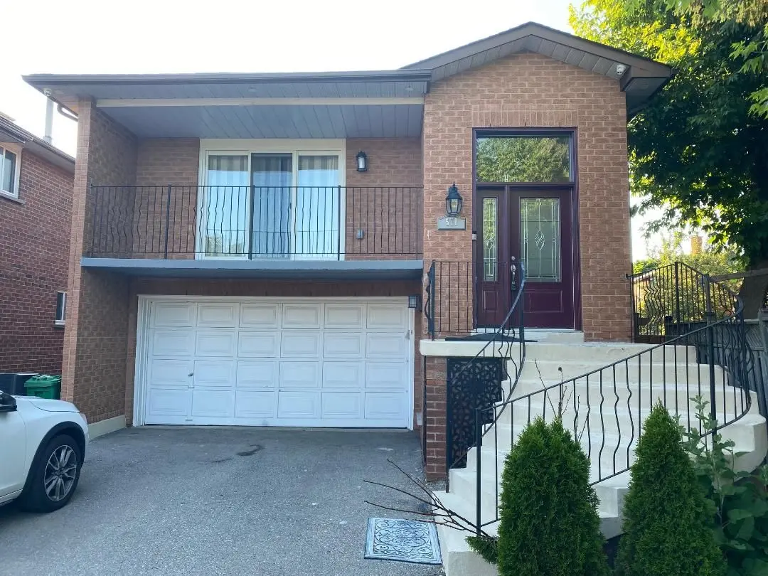 571 Roselaire TRL #Lower, Mississauga, ON L5R 2Z9