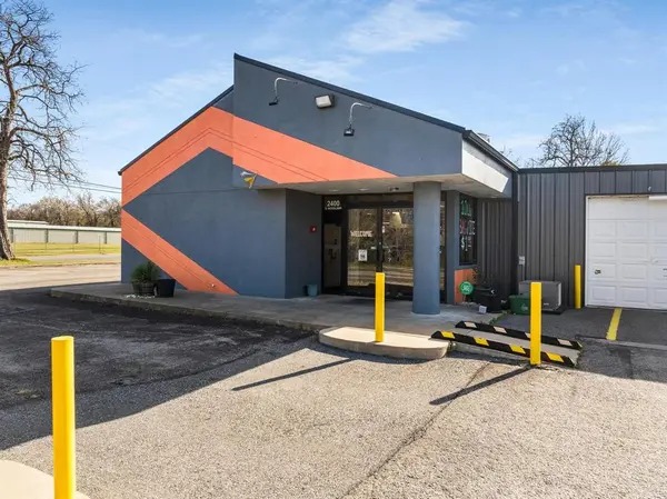 2400 Woodlawn Boulevard, Denison, TX 75020