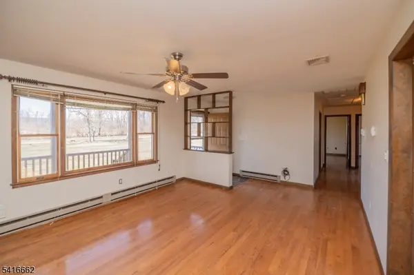 44 Walnut Road, Knowlton Twp., NJ 07832