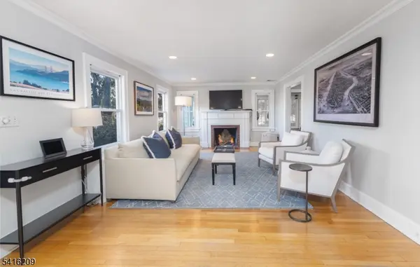 6 Edgehill Ave, Chatham Boro, NJ 07928