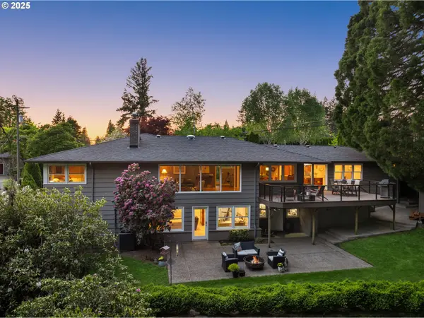 3370 SW VISTA DR, Portland, OR 97225