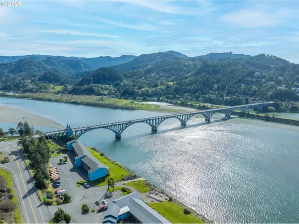 94304 WEDDERBURN LOOP #435, Gold Beach, OR 97444