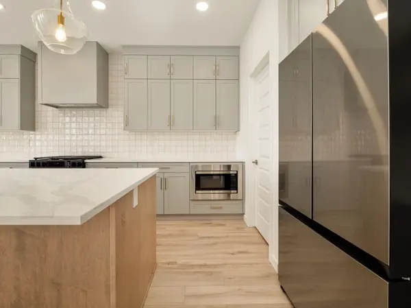 4430 31 AVE S, Lethbridge, AB T1K8L1