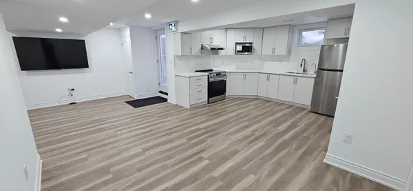 1183 Ravenscroft Bsmt RD, Ajax, ON L1T 1X3