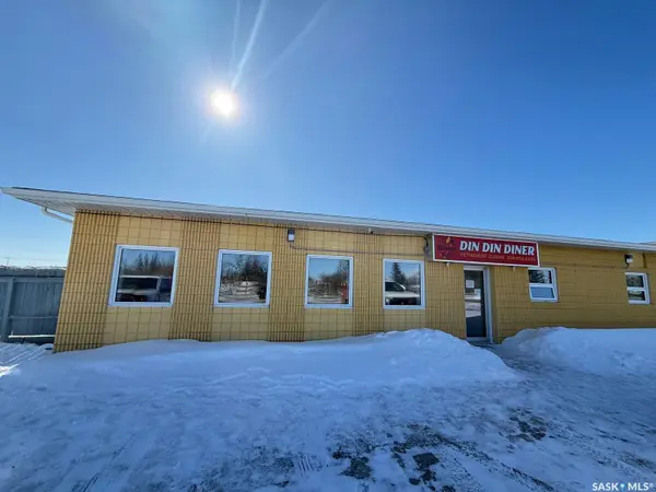 531 South Service ROAD, Wynyard, SK S0A 4T0