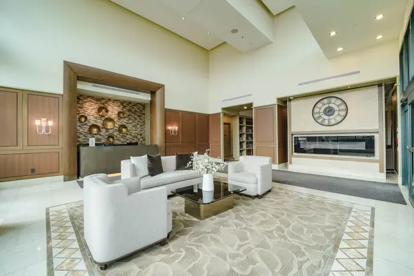 100 John ST #909, Brampton, ON L6W 0A8