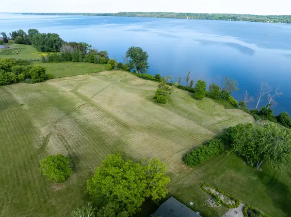 224 Bayshore RD, Greater Napanee, ON K0H 1G0