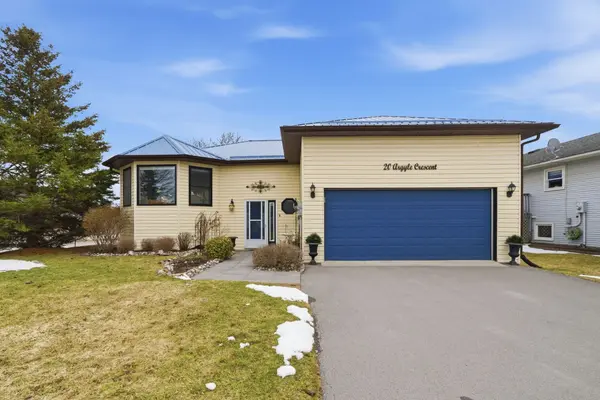 20 Argyle CRES, Prince Edward County, ON K0K 2T0