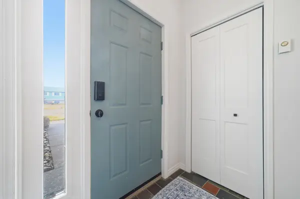 20 Argyle CRES, Prince Edward County, ON K0K 2T0