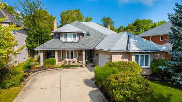 117 Miller DR, Hamilton, ON L9G 4W2