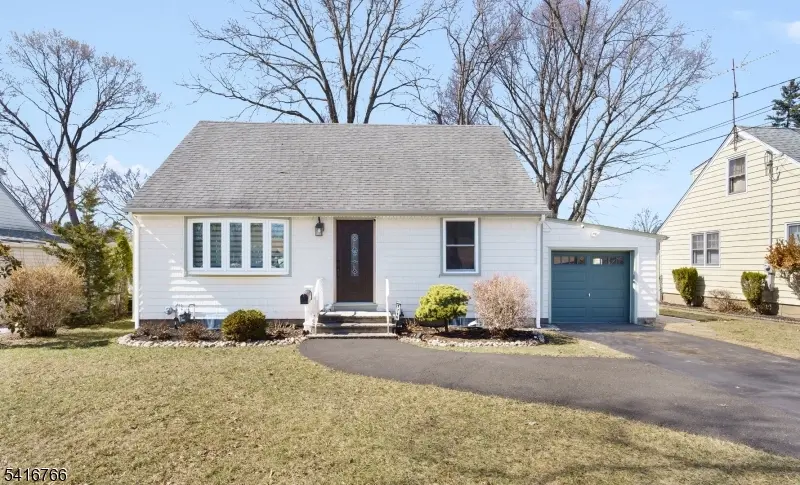 1716 Kenyon Ave, South Plainfield Boro, NJ 07080