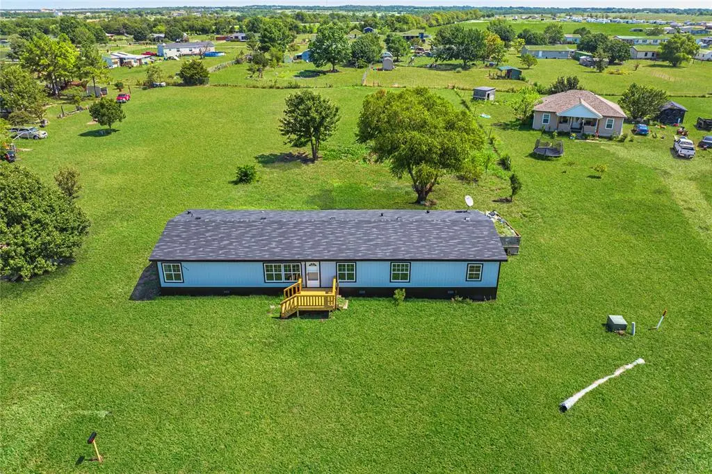 3055 Shanda Court, Kaufman, TX 75142