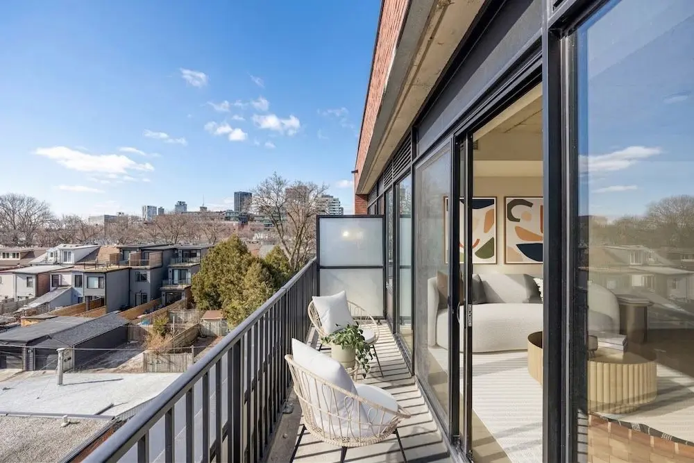 761 Queen ST E #406, Toronto E01, ON M4M 1H3