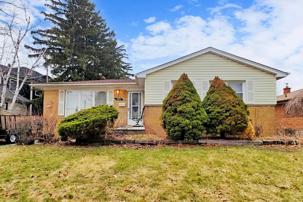 541 WINGROVE CRES, Oakville, ON L6L 4R7