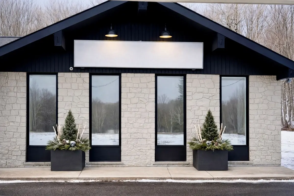 9100 HIGHWAY #11 SOUTH EXPY, Huntsville, ON P1H 2J2