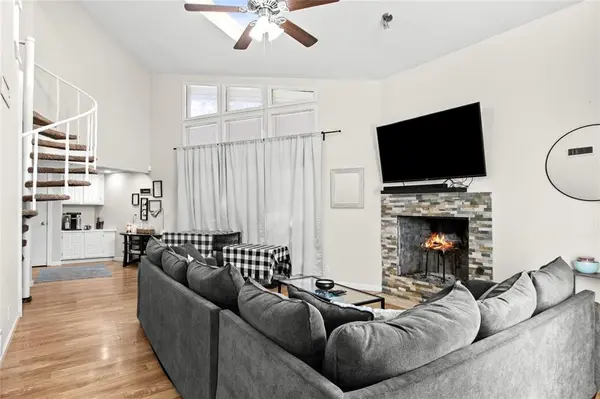 2200 Seville Court, Dalworthington Gardens, TX 76013