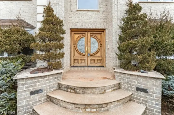 662 Foothill Rd, Bridgewater Twp., NJ 08807