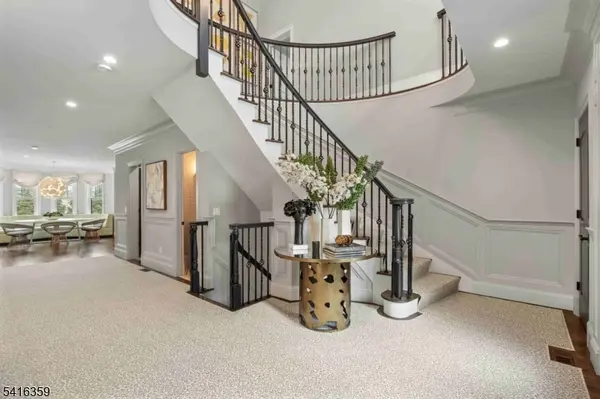 47 Evergreen Dr, North Caldwell Boro, NJ 07006