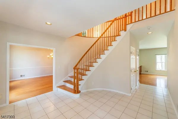 5 HERITAGE CT, Randolph Twp., NJ 07869