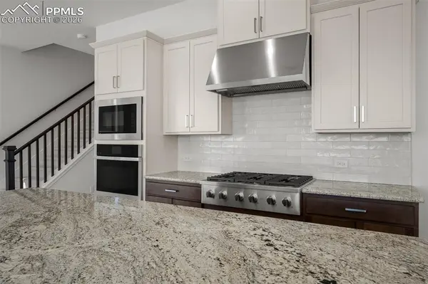 4555 Peak Crest VW, Colorado Springs, CO 80918