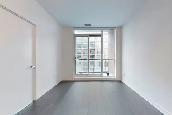 31 Tippett RD #1408, Toronto C06, ON M3H 0C8