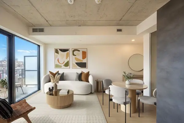 761 Queen ST E #406, Toronto E01, ON M4M 1H3