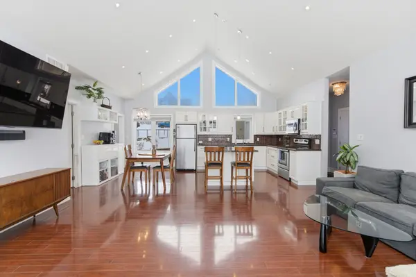 19 North Taylor RD, Kawartha Lakes, ON K0M 2B0