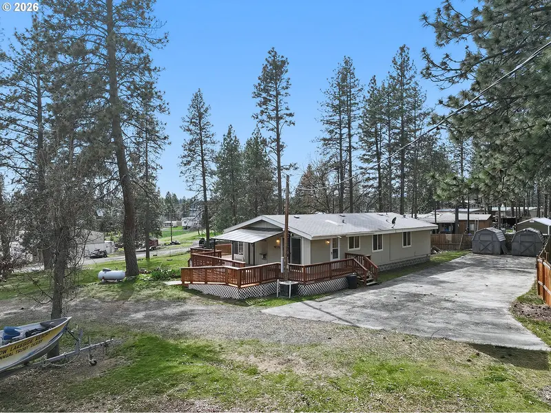 39 N EAGLE POINT RD, Tygh Valley, OR 97063
