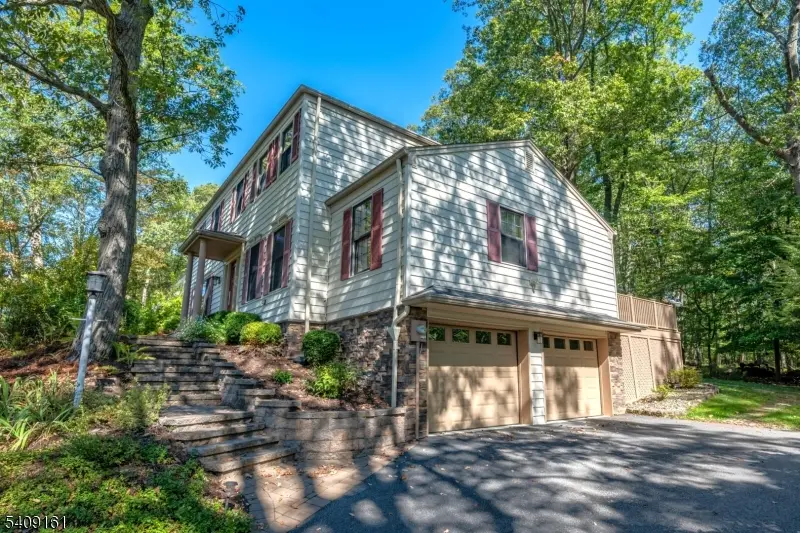 5 Elaine Ct, Randolph Twp., NJ 07869