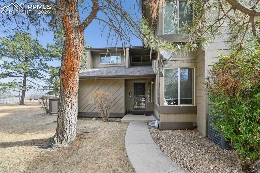 10772 W Florida AVE #B, Lakewood, CO 80232