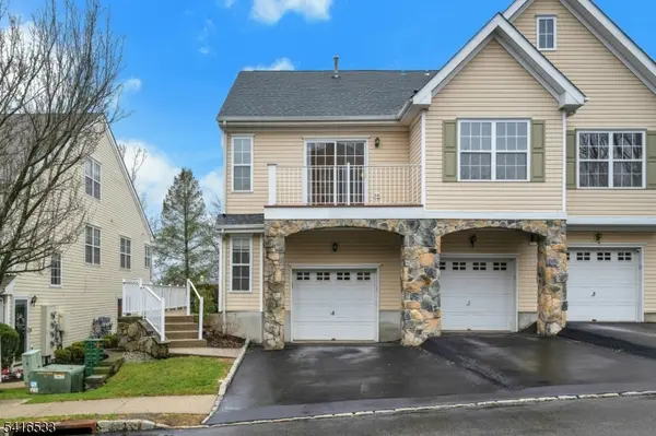 22 Mountainside Dr #22, Pompton Lakes Boro, NJ 07442