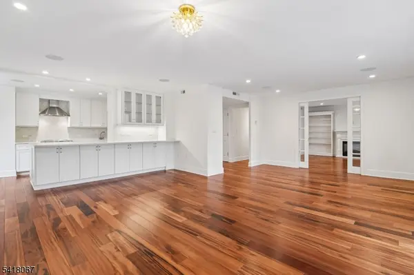 1 Euclid Ave #3B, Summit City, NJ 07901