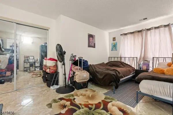 1338 Lavender Ct, Mahwah Twp., NJ 07430