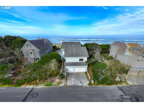 88830 SHORELINE DR, Florence, OR 97439