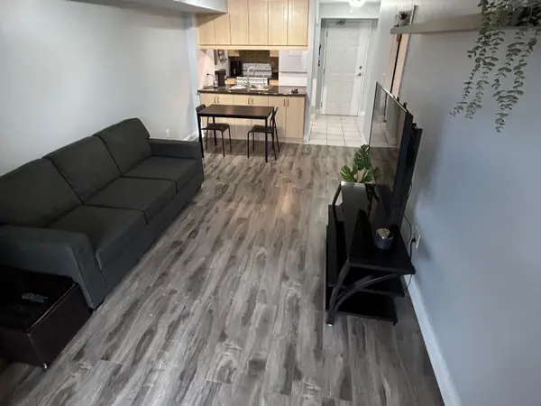 250 Pine Grove RD #216, Vaughan, ON L4L 9M6