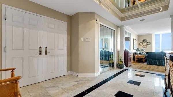 1480 Riverside DR #2002, Alta Vista And Area, ON K1G 5H2