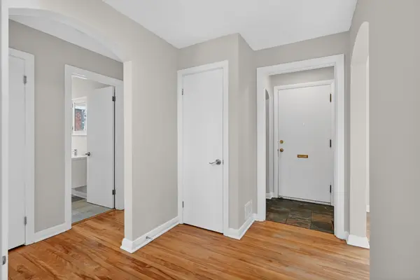 499 NEIGHBOURHOOD WAY, Alta Vista And Area, ON K1G 0J3