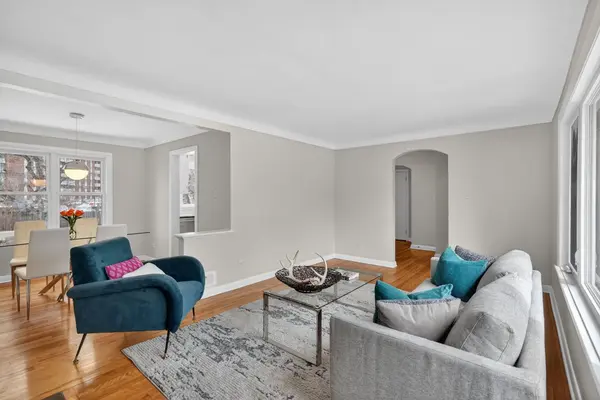 499 NEIGHBOURHOOD WAY, Alta Vista And Area, ON K1G 0J3