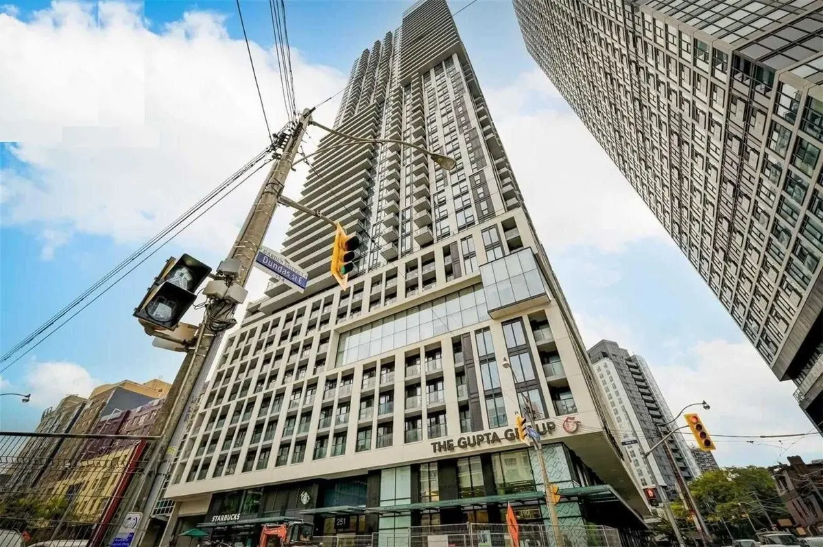 251 Jarvis ST #3713, Toronto C08, ON M5B 0C3