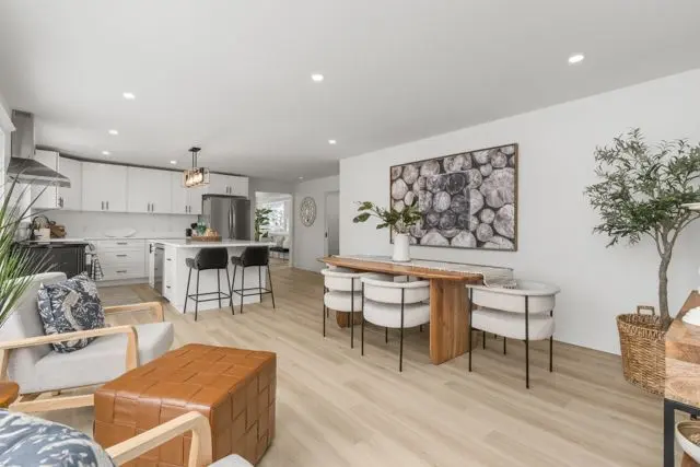 5789 North Kennisis Lake RD, Dysart Et Al, ON K0M 1M0