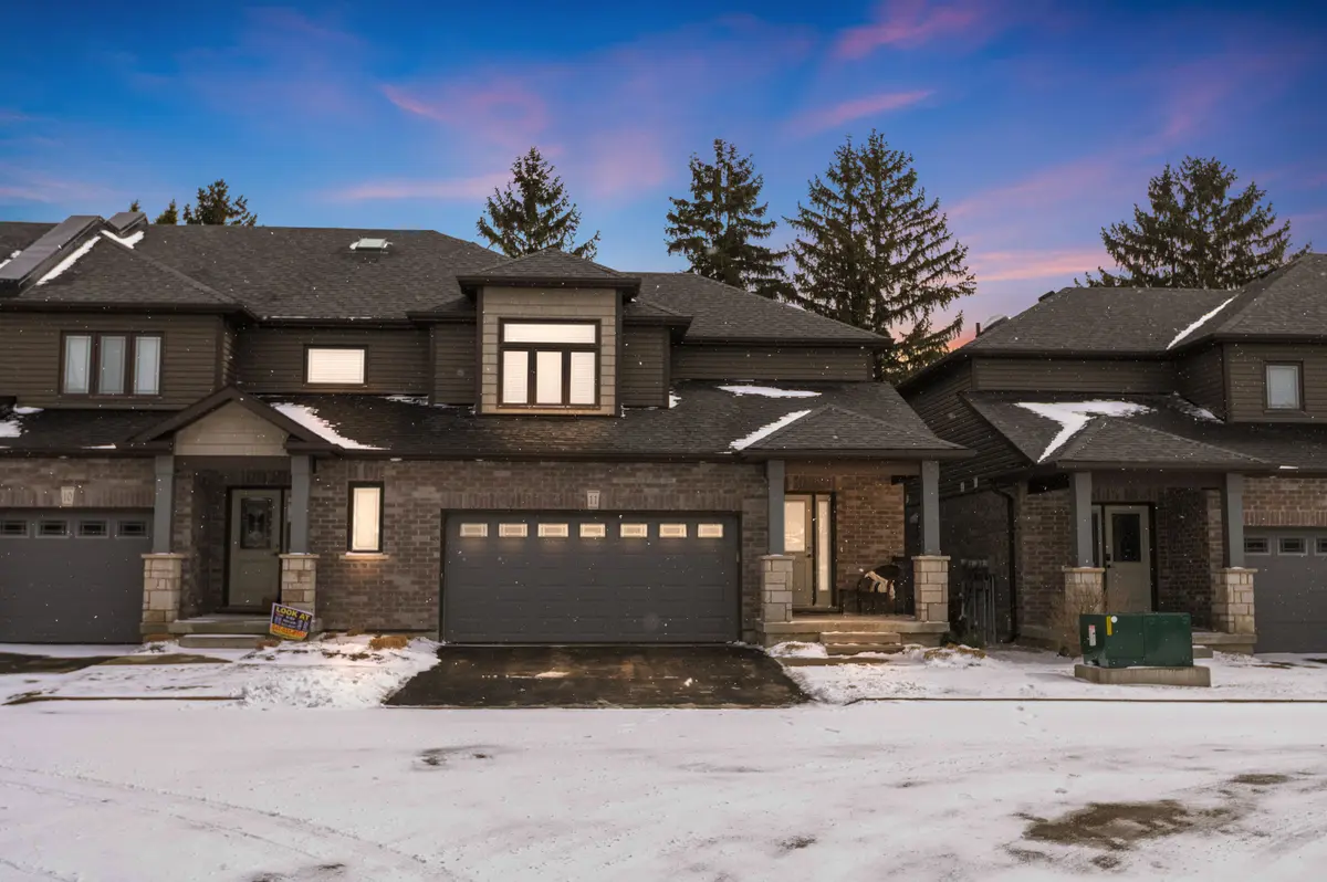 11 Lawson DR #5, East Luther Grand Valley, ON L9W 7P1