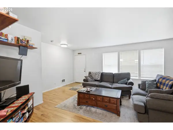 623 W 18TH AVE, Eugene, OR 97402