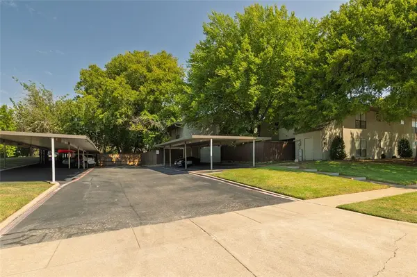 4920 Byers Avenue #B, Fort Worth, TX 76107