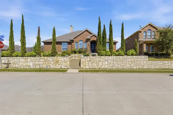 3402 Thunder Drive, Sachse, TX 75048