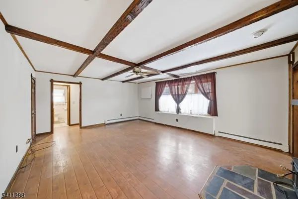 13 Iroquois Ave, Parsippany-troy Hills Twp., NJ 07034