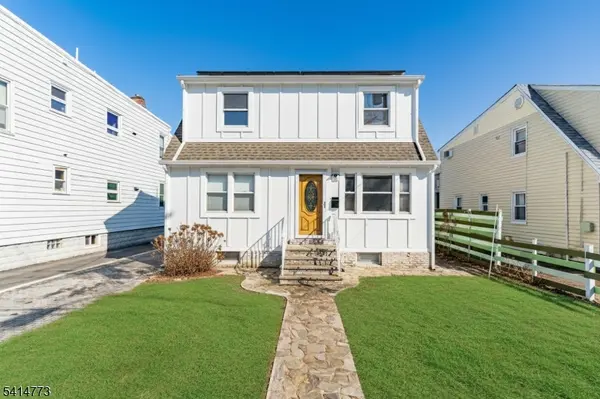 22 Schuyler Ave, Kearny Town, NJ 07032