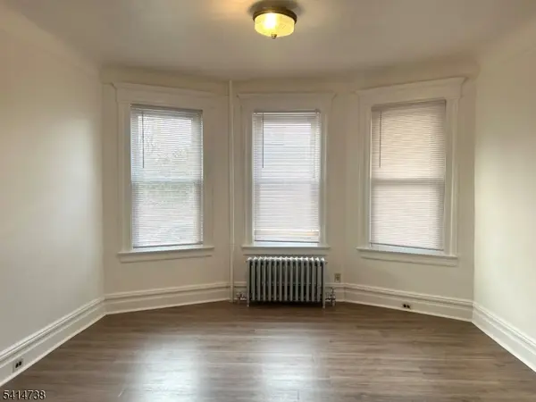 36 Tiffany Pl, Irvington Twp., NJ 07111